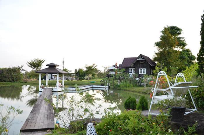 ไอหมอก ชาเล่ต์ Wang Nam Khiao Luaran gambar